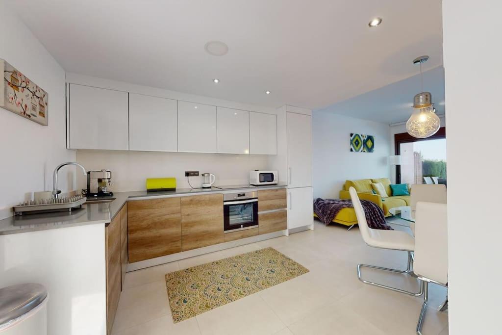Apartman S Vlastnim Bazenem Orihuela Exterior photo